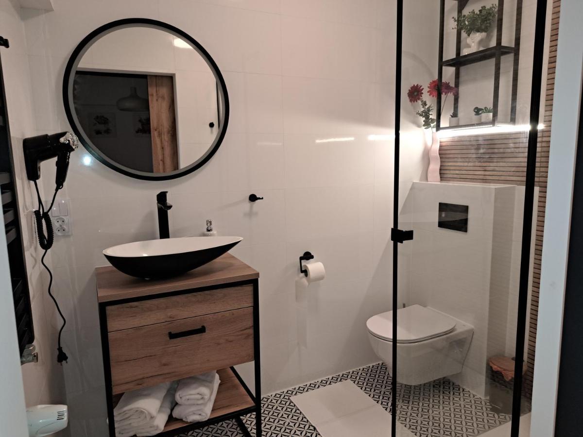Deluxe-gontalowy Apartment