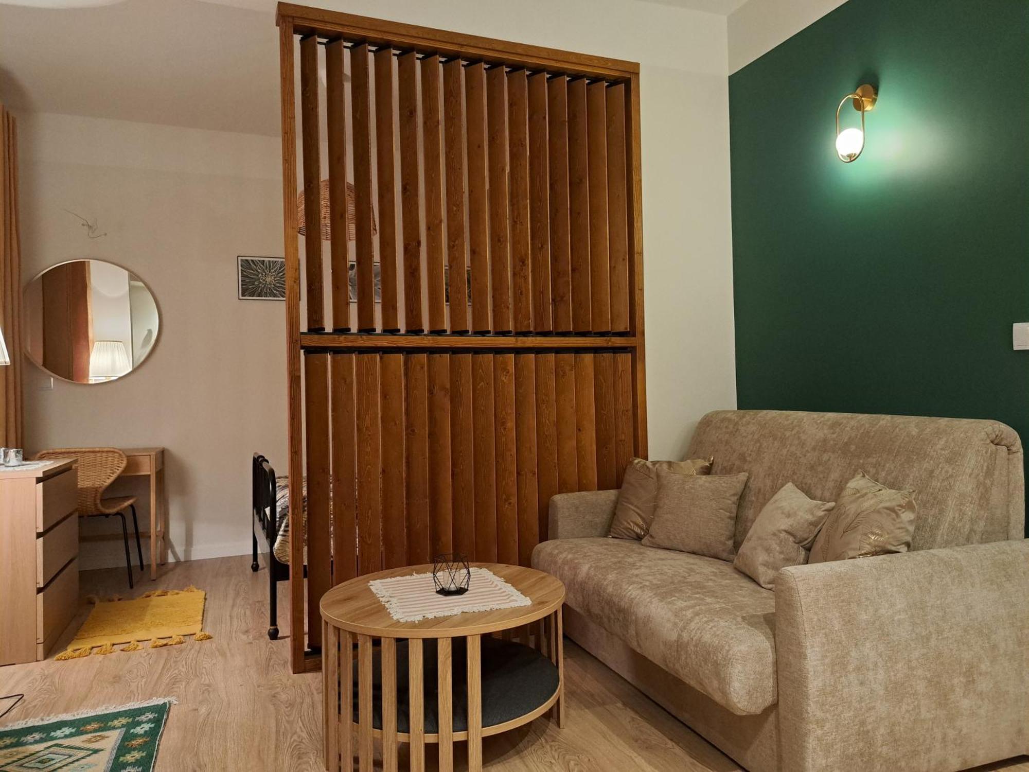 Apartment Deluxe-gontalowy
