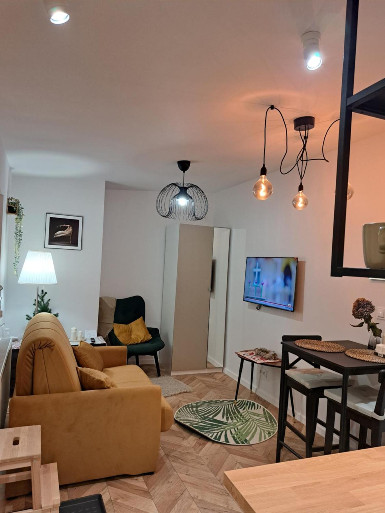 Deluxe-gontalowy Apartment